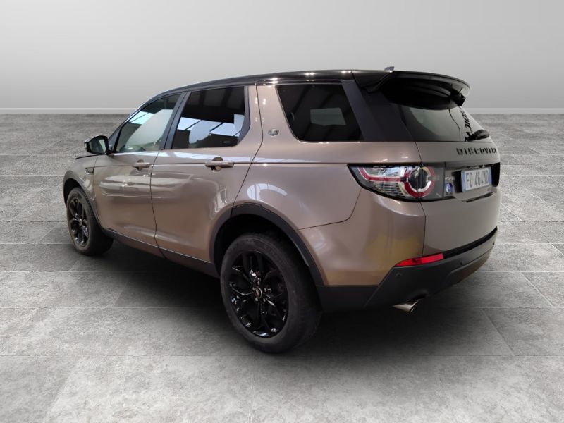 GuidiCar - LAND ROVER Discovery Sport 2016 Discovery Sport 2.0 td4 SE awd 150cv auto Usato